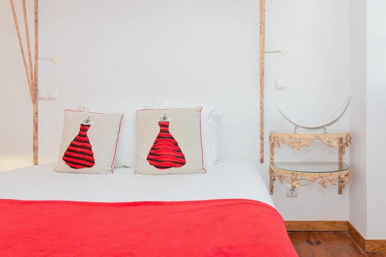 Renovated Apartments In Central Lisbon Exterior photo
