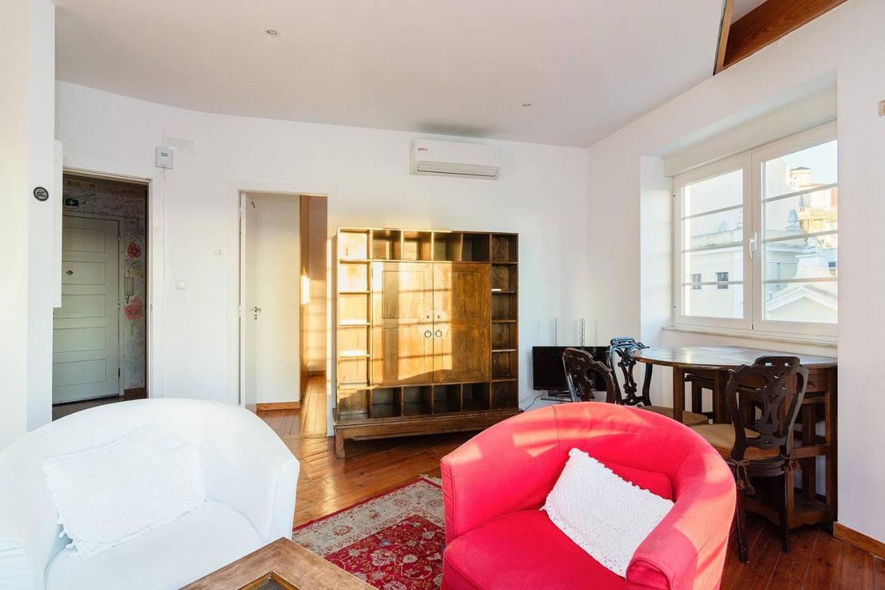 Renovated Apartments In Central Lisbon Exterior photo